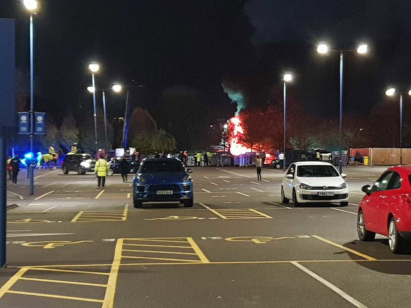 Shock a Leicester: l’elicottero del presidente del club si schianta fuori dallo stadio preview