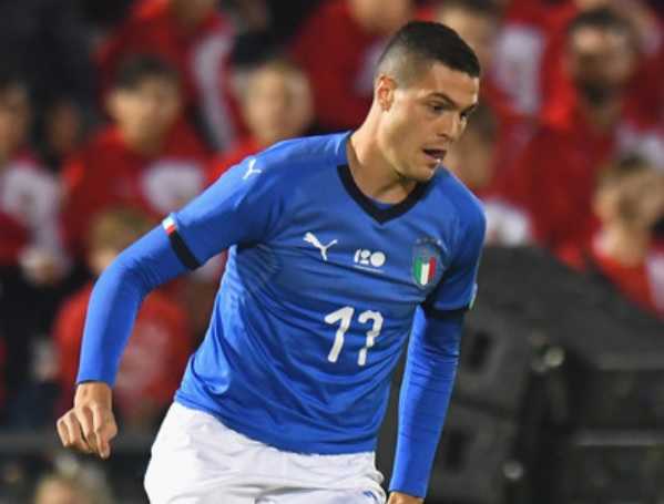 Favilli, l’agente: “Andrea non si muoverà dal Genoa. Sarà il prossimo centravanti della Nazionale” article-post