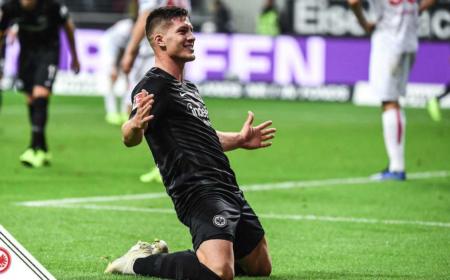 Jovic Twitter uff Eintracht