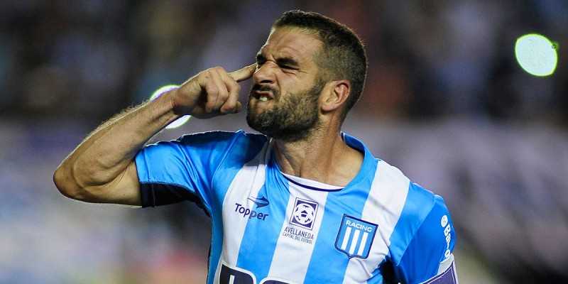 Lisandro Lopez, 35 anni e non sentirli: 6 gol in 8 partite col Racing. E la doppietta al Boca… preview