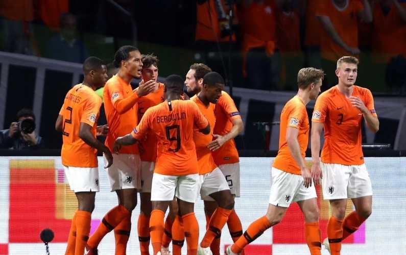 Olanda esultanza vs Germania 3-0 Foto Pasion al gol Twitter