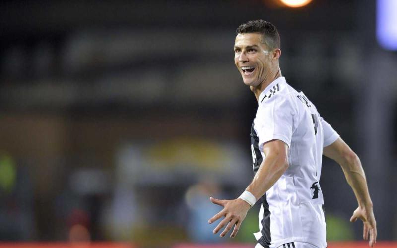 Ronaldo Twitter uff Juve