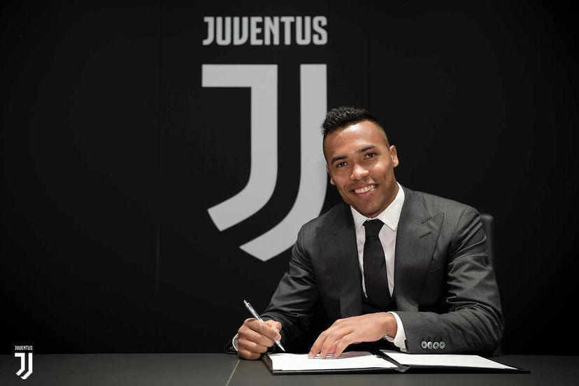 Ora è ufficiale: Juve-Alex Sandro, avanti fino al 2023. Il comunicato preview