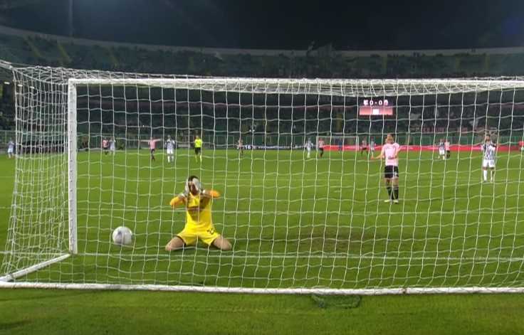 Clamoroso a Palermo: Perucchini e un autogol tragicomico preview