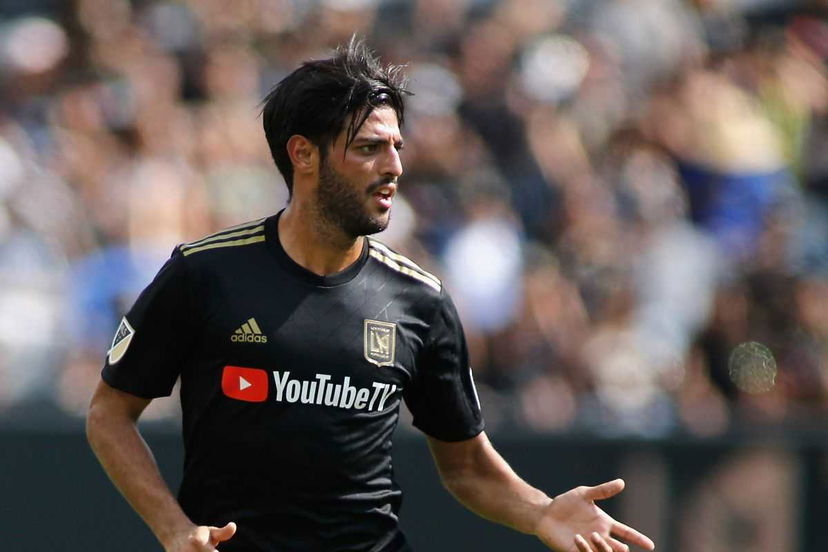 Carlos Vela annuncia: “Potrei giocare nuovamente in Europa” preview