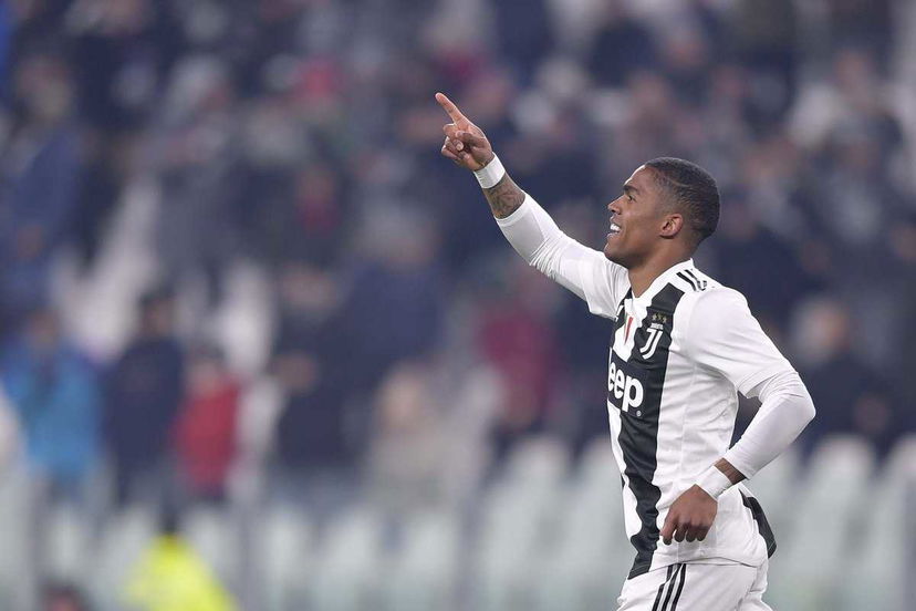 Dal Brasile: Douglas Costa tornerà alla Juve, sfuma l’ipotesi Gremio preview