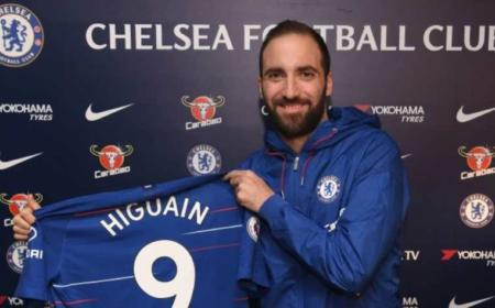 Higuain maglia 9 Chelsea Twitter