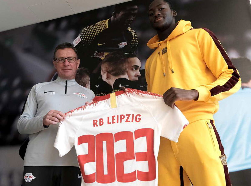 Lipsia, rinnova Ibrahima Konaté: ufficiale la firma fino al 2023 preview
