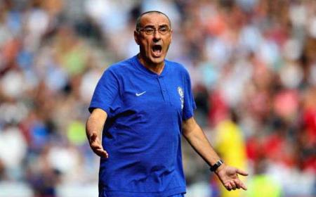 Sarri panchina Chelsea Foto steemit