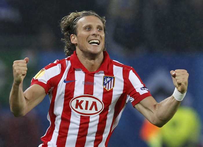 Juve, senti Forlan: “Bianconeri favoriti? No, passerà l’Atletico! All’Inter…” article-post