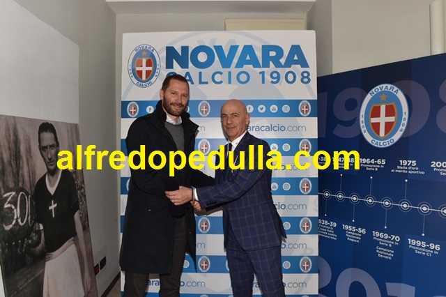 Sannino ha firmato con il Novara: ecco la foto con il diesse Ludi preview