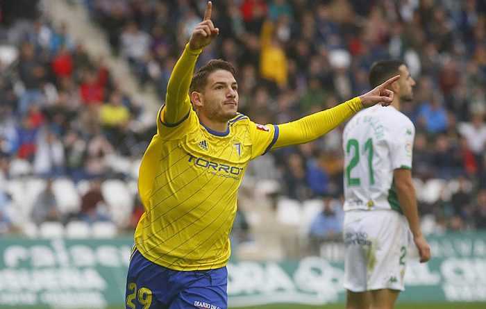 Valencia, colpo Vallejo per giugno: al Cadice 5,5 milioni più bonus. È ufficiale preview