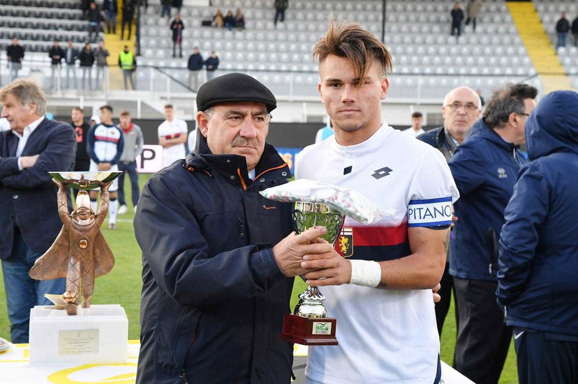 Bianchi, il Golden Boy del Genoa con il vizio della… doppia cifra preview