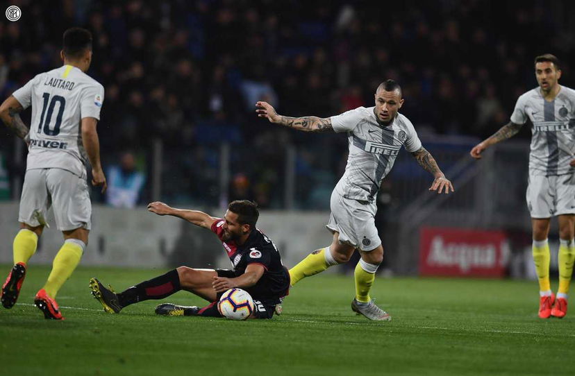 L’Inter cade a Cagliari e domani rischia il sorpasso del Milan preview