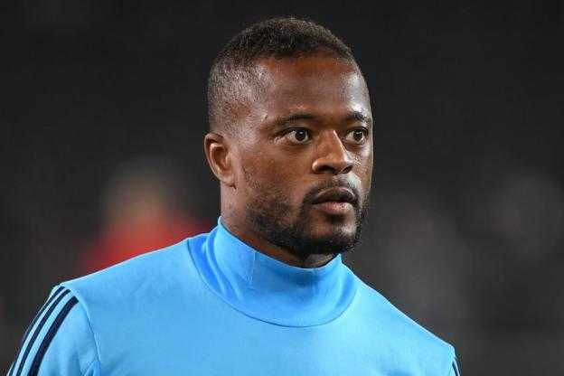 PSG contro Evra: “Condanniamo fermamente gli insulti omofobi” preview