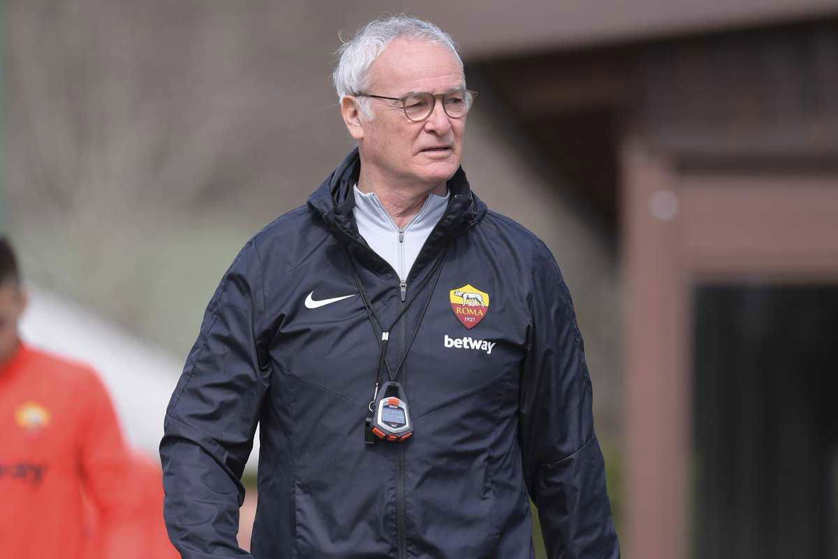 Ranieri è sbarcato a Roma: tifosi entusiasti ad accoglierlo article-post