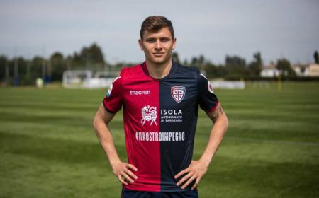 Barella maglia speciale foto twitter cagliari