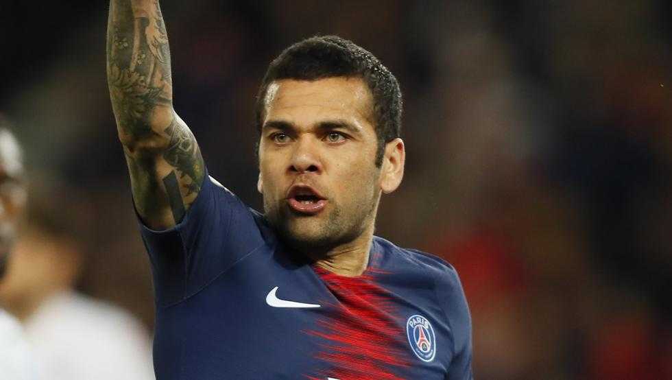 Dani Alves esalta Tuchel: “Mai avuto un allenatore intelligente come lui”. E su Neymar… article-post