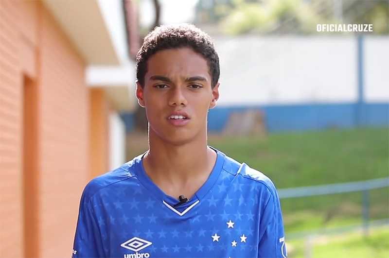 Figli d’arte crescono: Joao Mendes (Ronaldinho jr) firma con il Cruzeiro preview