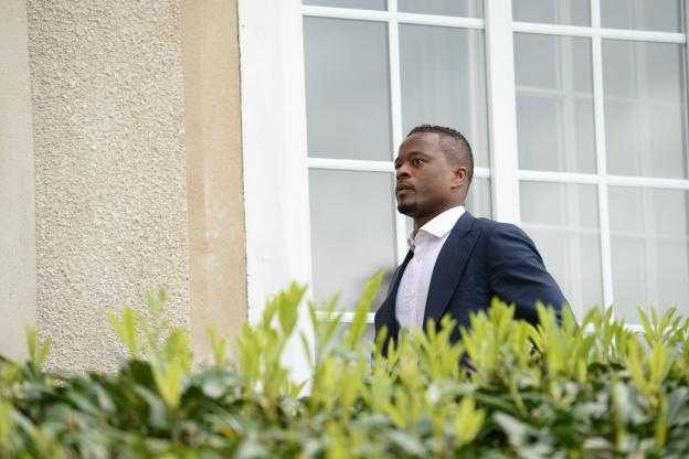 Evra si racconta: “Ho avuto un’infanzia difficile, chiedevo l’elemosina” preview