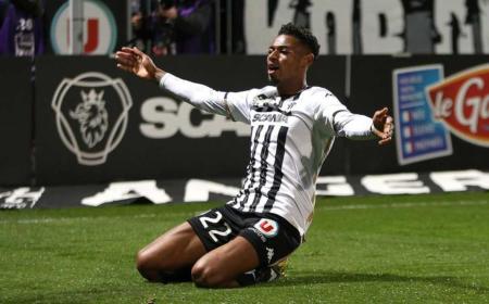 Reine-Adelaide Foto Twitter Angers