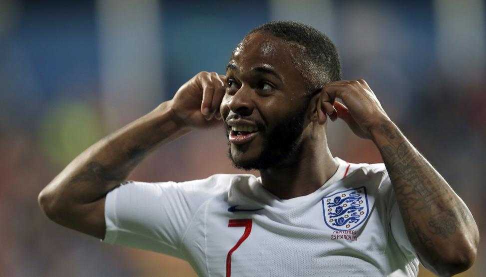Sterling sui cori razzisti di Bulgaria-Inghilterra: “Idioti, ma 6-0 e ce ne torniamo a casa” article-post