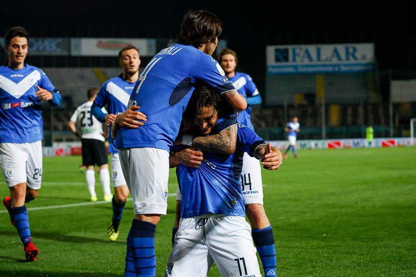 Il Brescia conquista (momentaneamente) la vetta: 2-0 al Venezia nel segno del fattore “T” preview