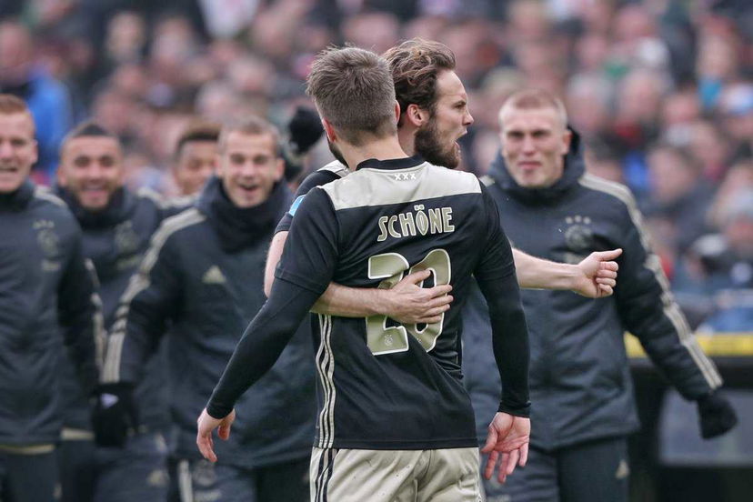 Genoa, Schone saluta l’Ajax: “Al Genoa c’è un progetto per me” preview