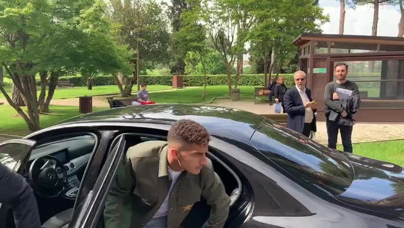 Di Lorenzo: ecco l’arrivo a Villa Stuart preview