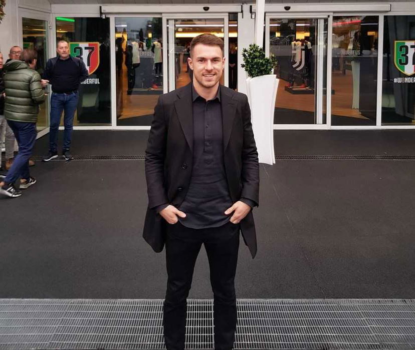 Juve, Ramsey si presenta: “Lavoreremo per il bel calcio con Sarri, ma vincere è ciò che conta”” preview