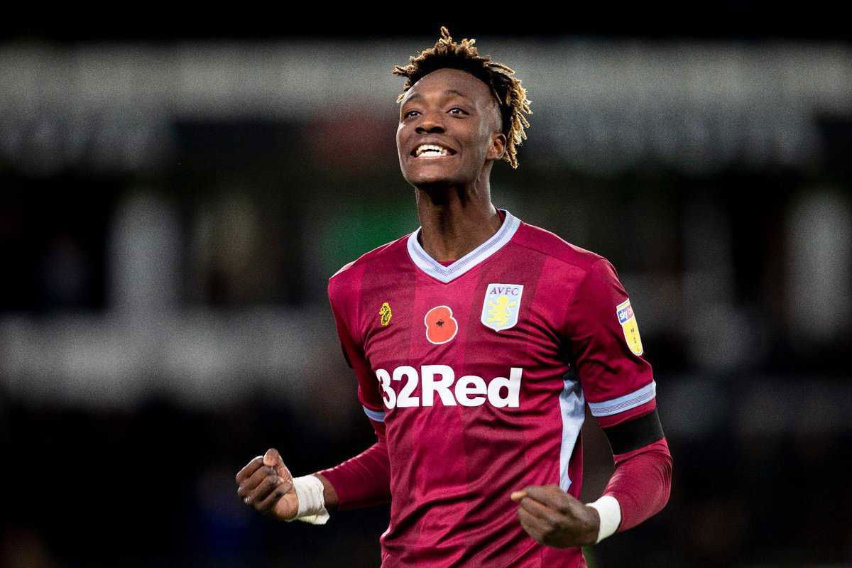 POTENZA, TECNICA E FIUTO DEL GOL: ABRAHAM, L’ORO BLUES CON LA PREMIER NEL DESTINO article-post