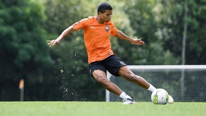 A Bola: Sporting Lisbona, occhi puntati su Marquinhos Cipriano dello Shakhtar preview