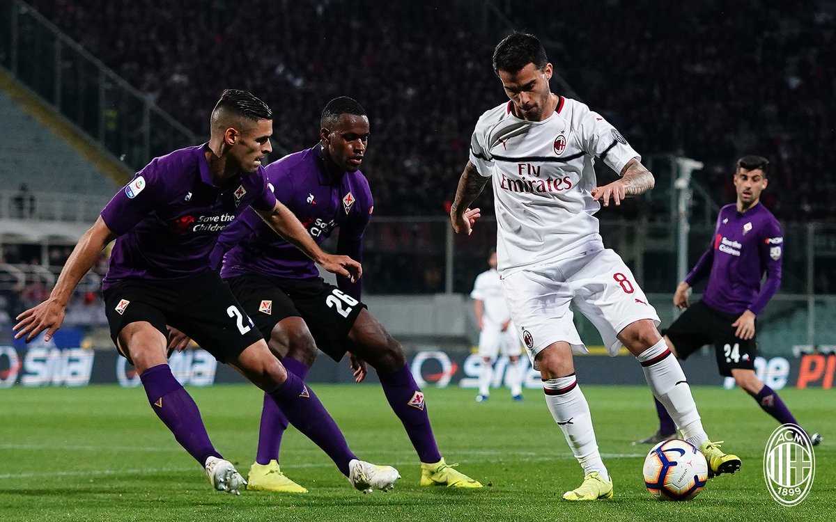 Sotto i fischi del Franchi vince il Milan: Calhanoglu tiene vive le speranze Champions article-post
