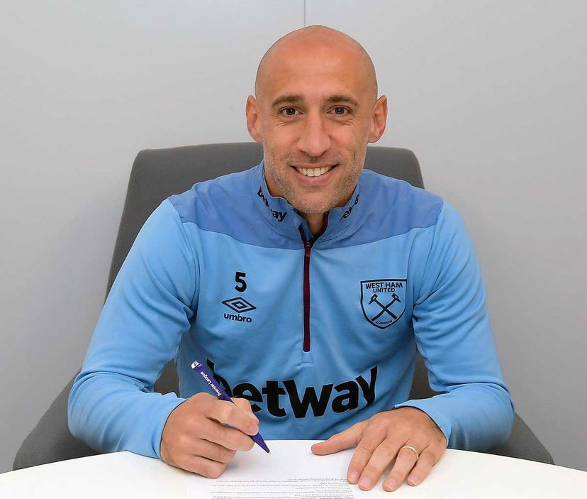 Ufficiale: Zabaleta rinnova con il West Ham fino al 2020 preview