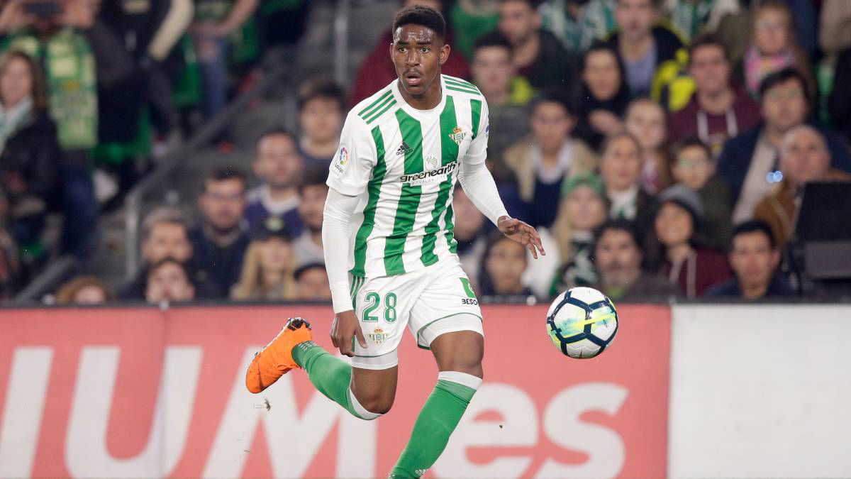 Marca: Barcellona, occhi su Junior Firpo del Betis. Due le possibili contropartite article-post