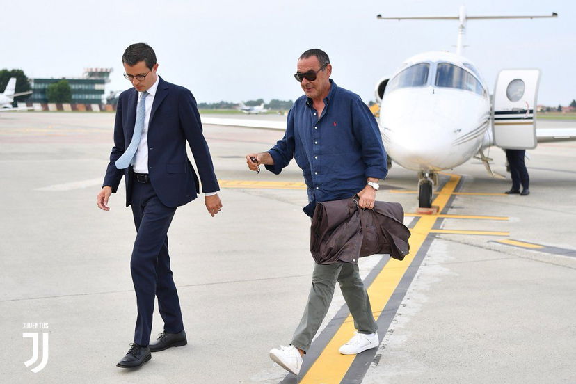 Sarri, inizia l’avventura targata Juve: le immagini dell’arrivo a Torino preview