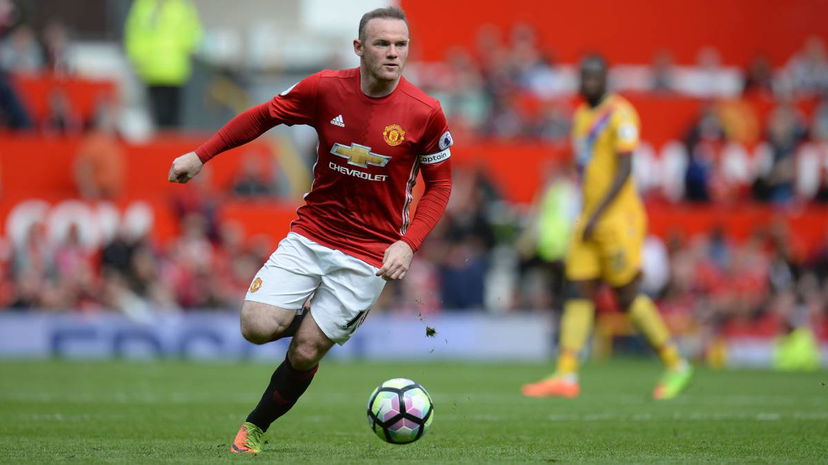 Rooney: “Nemmeno con Ronaldo e Messi il Manchester United risolverebbe i suoi problemi” preview