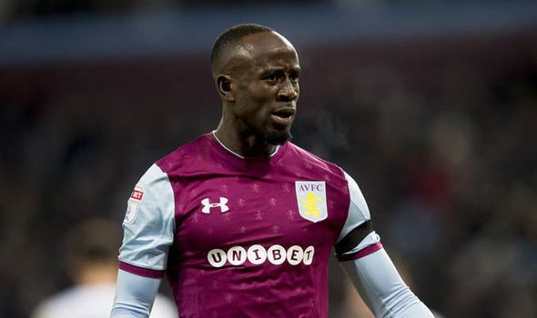 Ufficiale: Adomah passa dall’Aston Villa al Nottingham Forest article-post