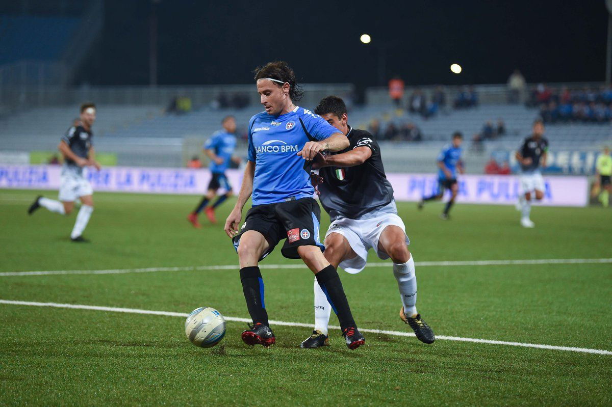 Ufficiale: Daniele Cacia saluta il Novara e ritorna al Piacenza article-post