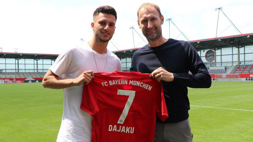 Bayern Monaco, ufficiale l’arrivo del classe 2001 Dajaku. Contratto quadriennale preview