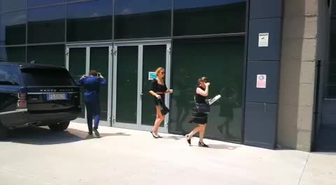 De Ligt: al JMedical arriva anche la fidanzata. Il video preview