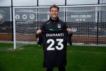 Diamanti: “Bologna? Bella storia d’amore. Tornai in Italia per la Nazionale, Lippi non riteneva idonea la Premier League” preview