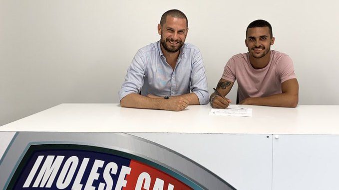 Imolese, ufficiale il rinnovo del prestito di Garattoni dal Crotone article-post