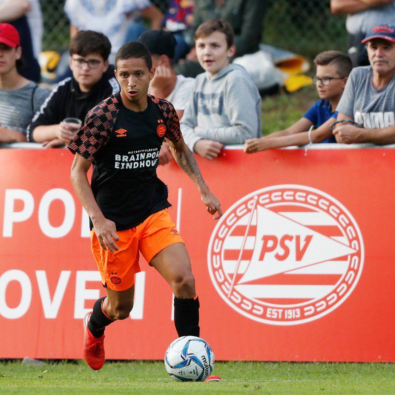 Ufficiale: Heracles, dal PSV arriva Mauro Junior preview