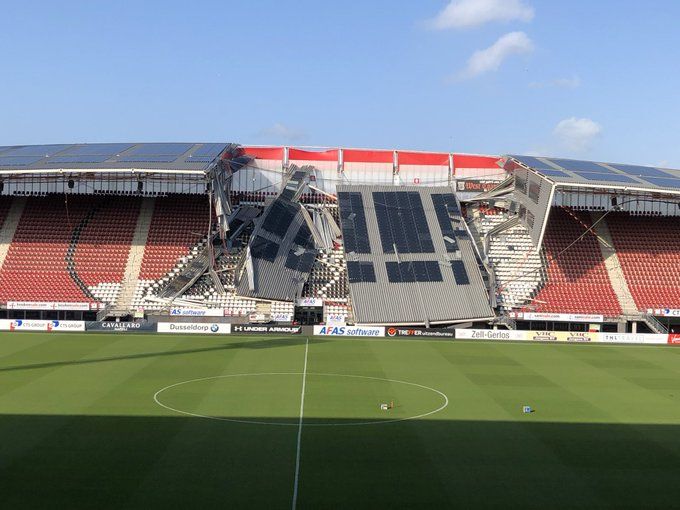 Paura in Olanda: crolla una parte del tetto dello stadio dell’AZ Alkmaar article-post
