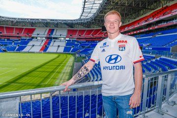 Lione, primo contratto da professionista per il terzino Bard preview