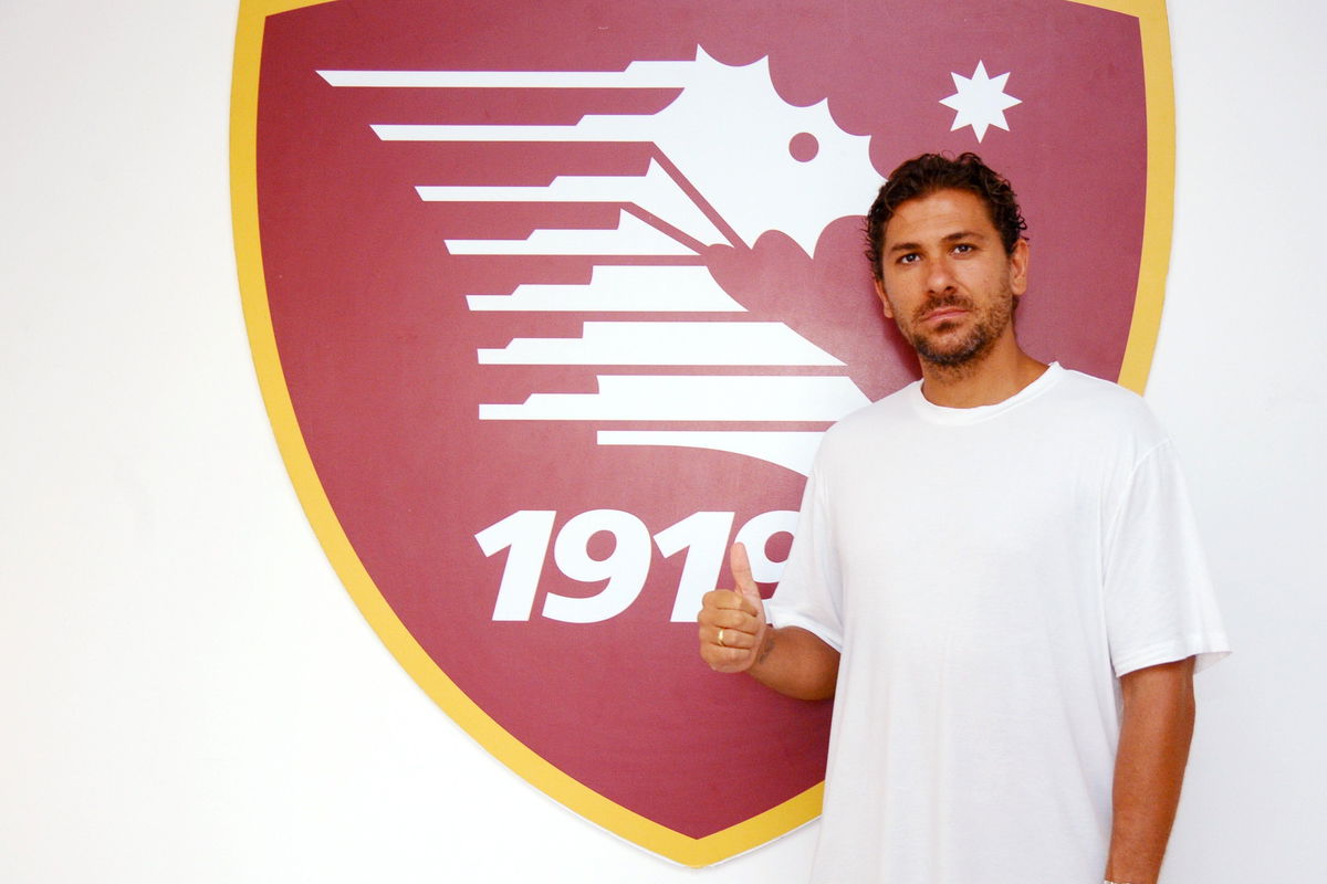 Cerci alla Salernitana: ora è anche ufficiale. La foto della firma article-post