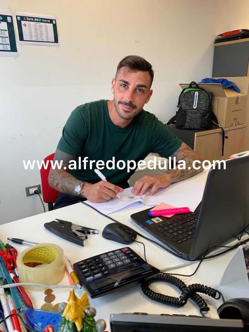 Montalto al Venezia: ecco la foto della firma preview