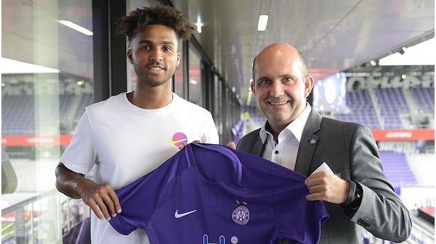 Ufficiale: il City cede Palmer-Brown all’Austria Vienna preview