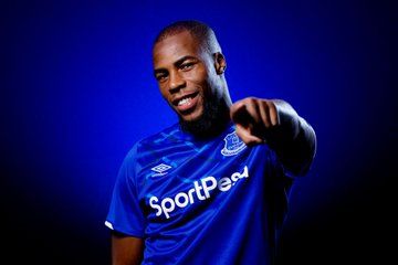 Ora è ufficiale: Everton, acquistato il terzino Sidibé dal Monaco preview